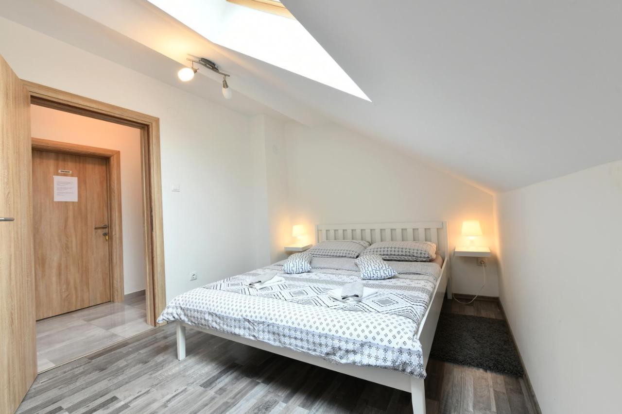 Apartman Mate Раковица Экстерьер фото
