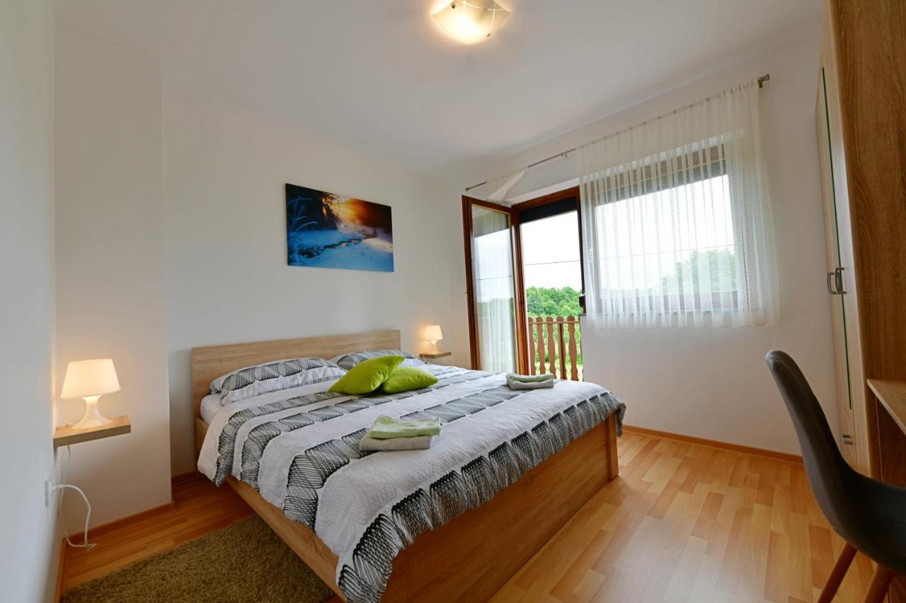 Apartman Mate Раковица Экстерьер фото