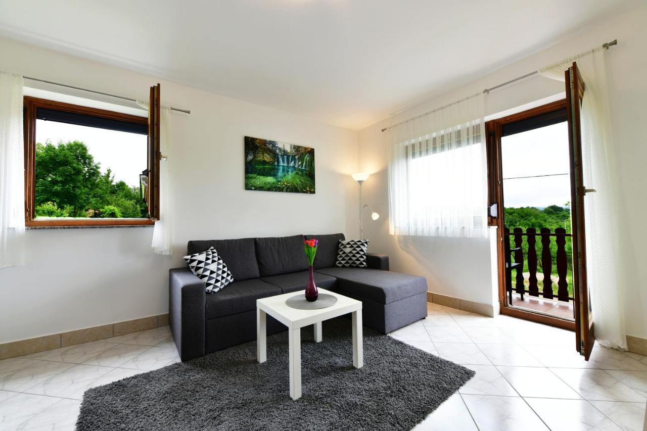 Apartman Mate Раковица Экстерьер фото