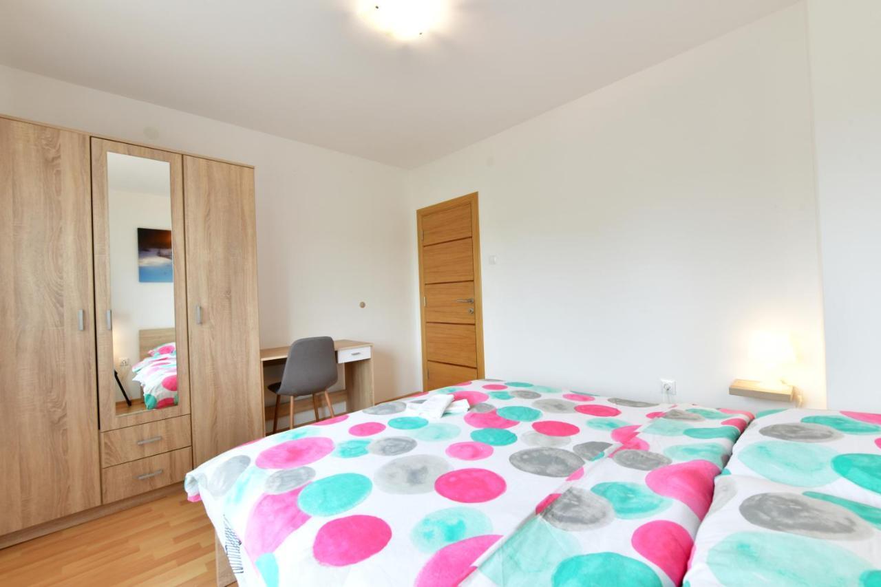 Apartman Mate Раковица Экстерьер фото